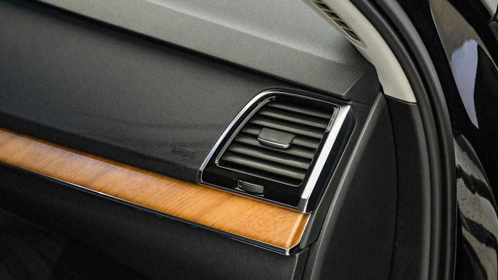 used 2025 Volvo XC90 car, priced at $50,829