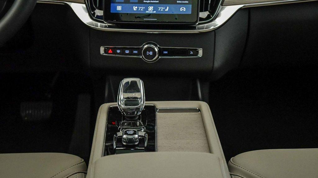 new 2026 Volvo XC90 car, priced at $71,825