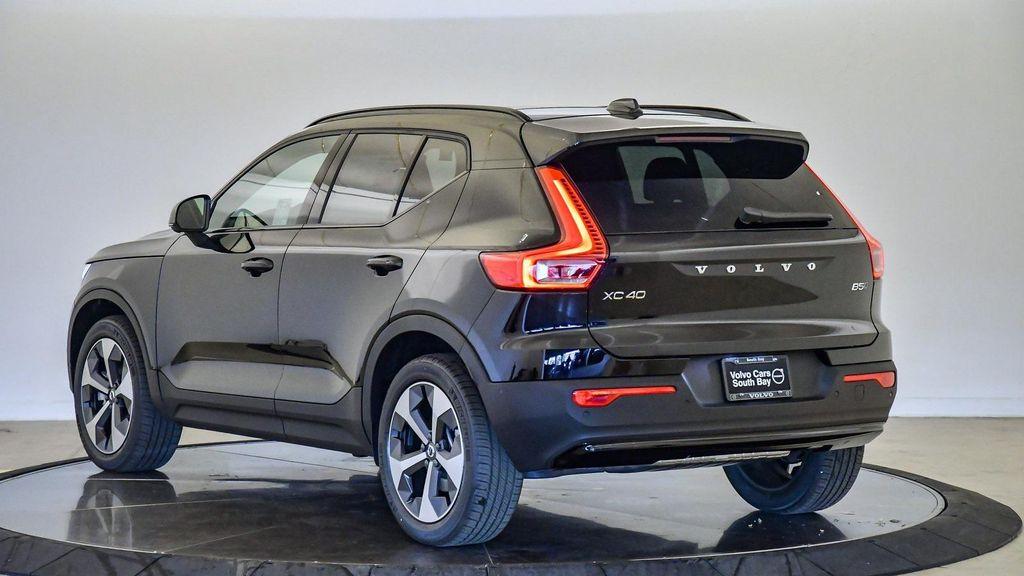 new 2025 Volvo XC40 car, priced at $48,335