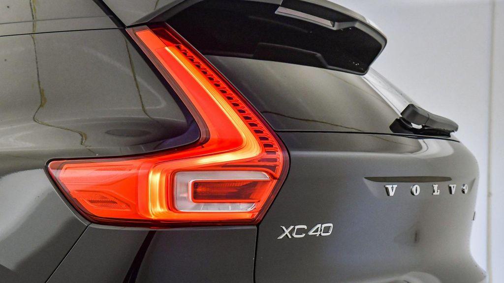 new 2025 Volvo XC40 car, priced at $48,335