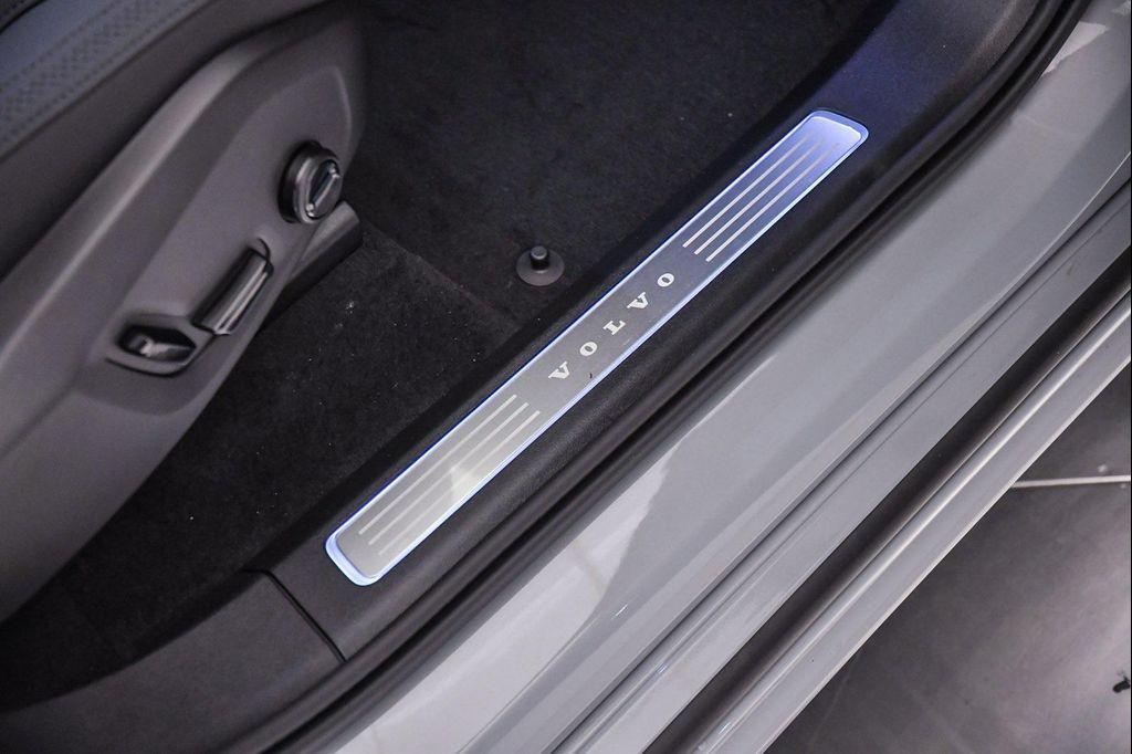 new 2026 Volvo XC90 car, priced at $67,235
