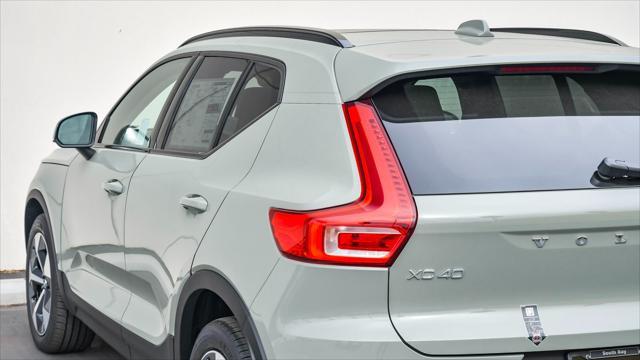 new 2025 Volvo XC40 car, priced at $48,315