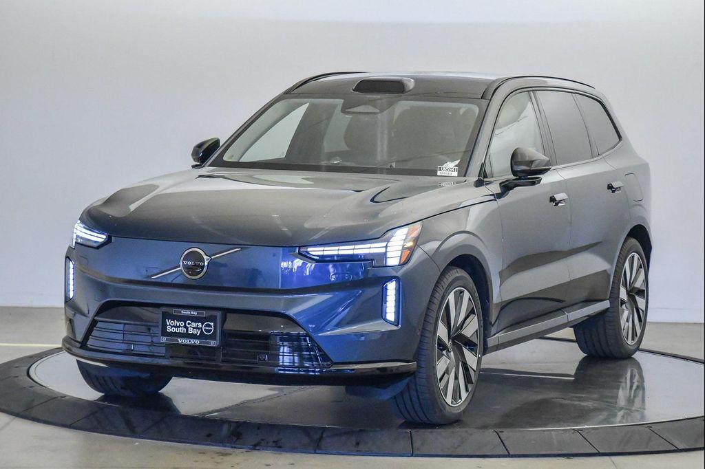 new 2025 Volvo EX90 car, priced at $93,840