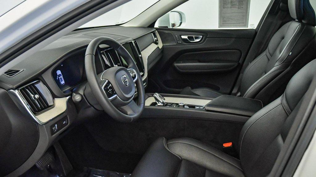 used 2022 Volvo XC60 car, priced at $33,164