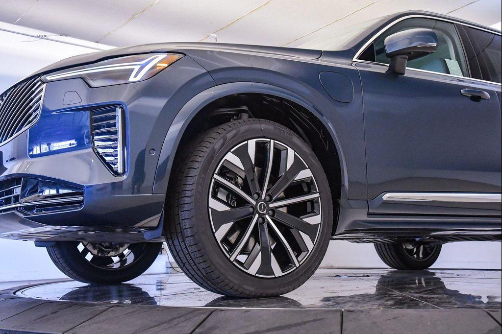 new 2026 Volvo XC90 Plug-In Hybrid car, priced at $85,625