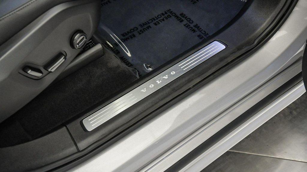 used 2025 Volvo XC90 car, priced at $44,999