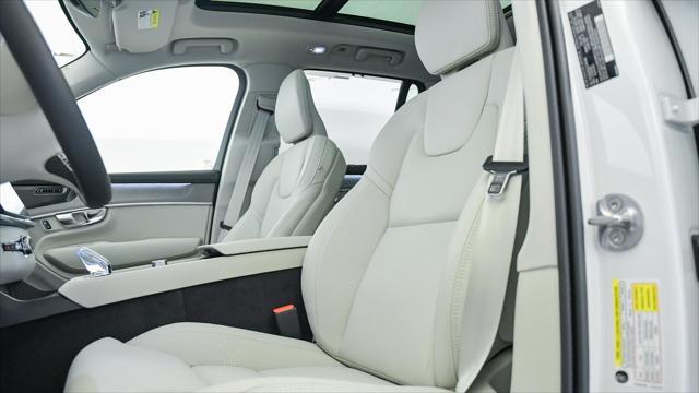 new 2025 Volvo XC90 Plug-In Hybrid car, priced at $82,405