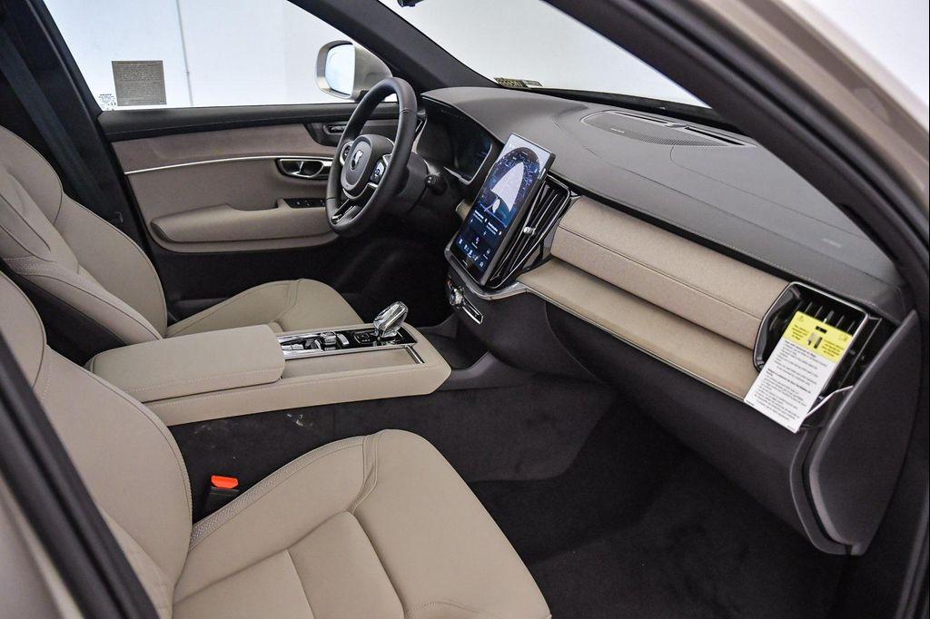 new 2026 Volvo XC90 Plug-In Hybrid car, priced at $81,875