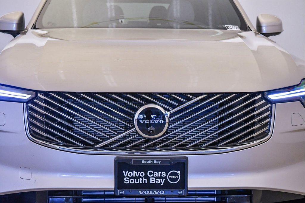 new 2026 Volvo XC90 Plug-In Hybrid car, priced at $81,875