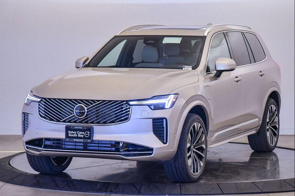 new 2026 Volvo XC90 Plug-In Hybrid car, priced at $81,875
