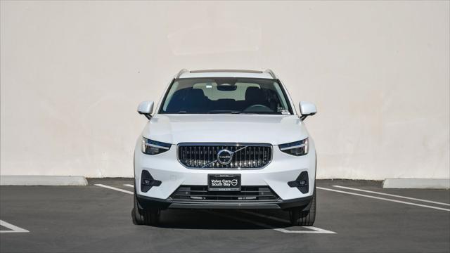 new 2025 Volvo XC40 car, priced at $48,315