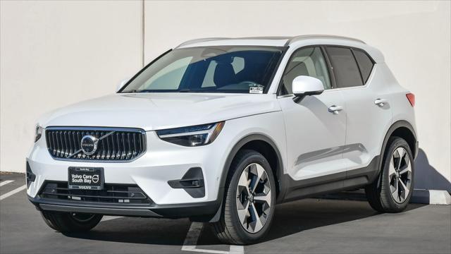 new 2025 Volvo XC40 car, priced at $48,315