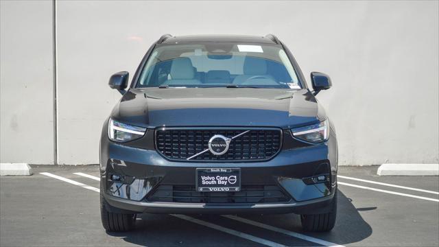 new 2025 Volvo XC40 car, priced at $50,025