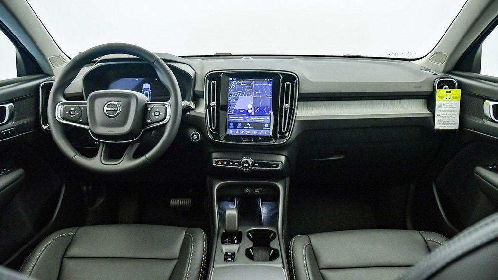 new 2026 Volvo XC40 car, priced at $45,995