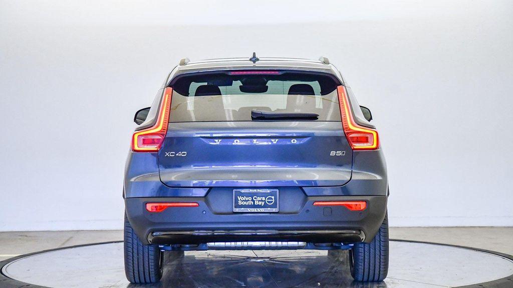 new 2026 Volvo XC40 car, priced at $45,995