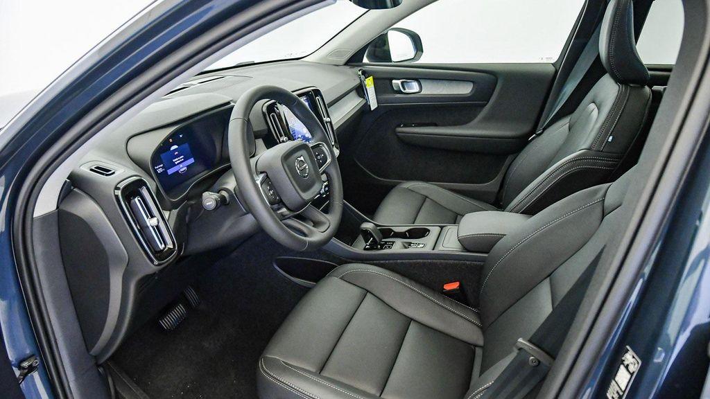 new 2026 Volvo XC40 car, priced at $45,995