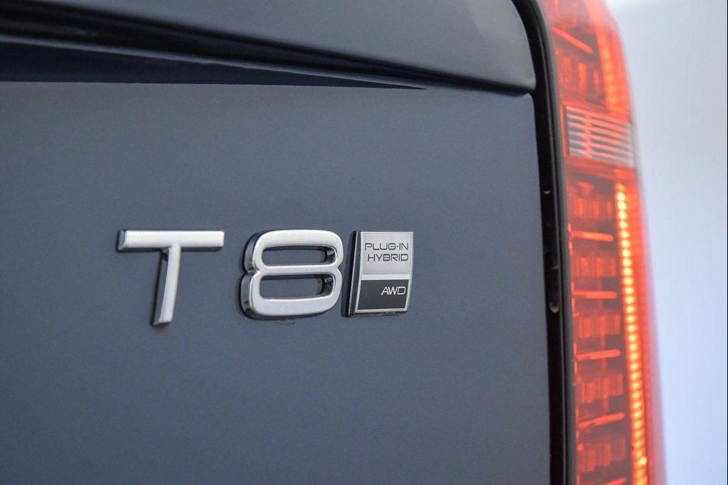 new 2026 Volvo XC90 Plug-In Hybrid car, priced at $81,875