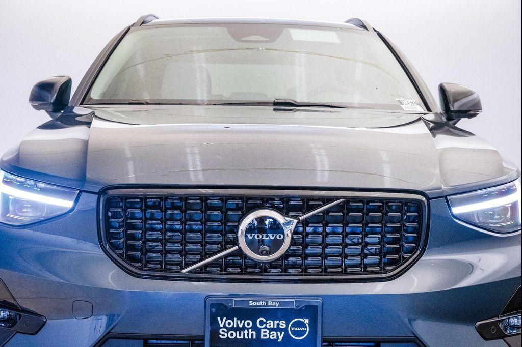 new 2026 Volvo XC40 car, priced at $53,975