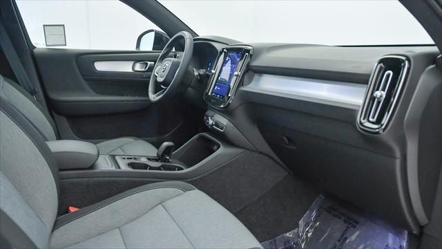 used 2025 Volvo XC40 car, priced at $36,094