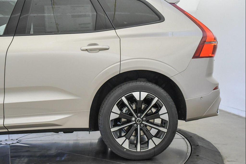 new 2026 Volvo XC60 car, priced at $57,985