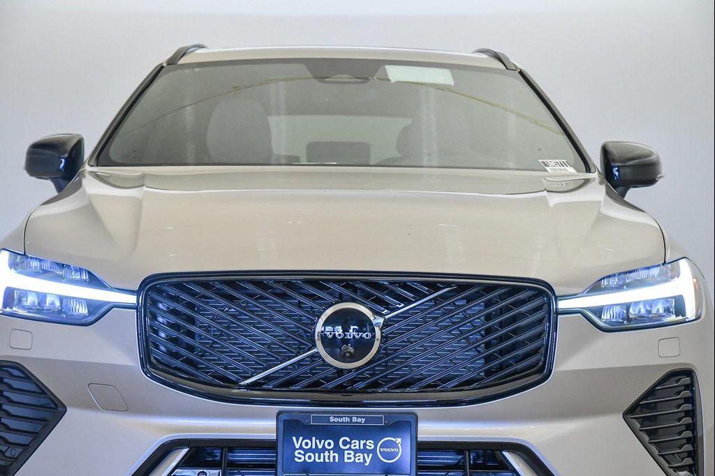 new 2026 Volvo XC60 car, priced at $57,985