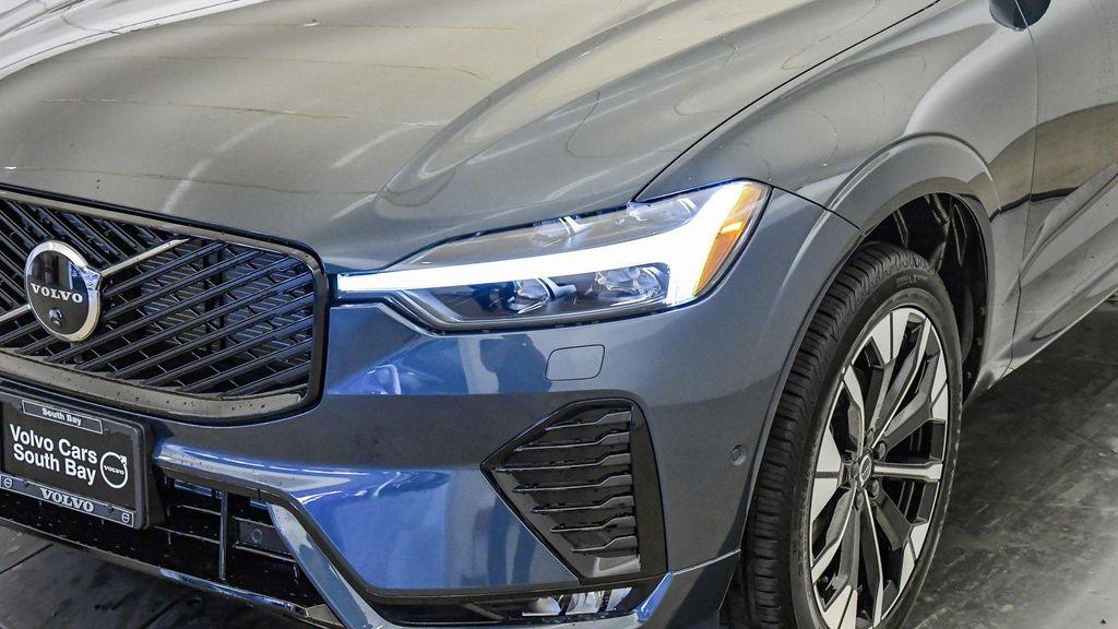new 2026 Volvo XC60 car, priced at $57,985