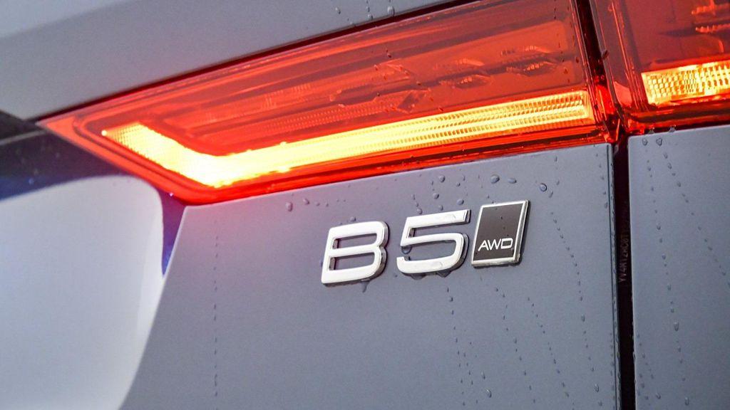 new 2026 Volvo XC60 car, priced at $57,985