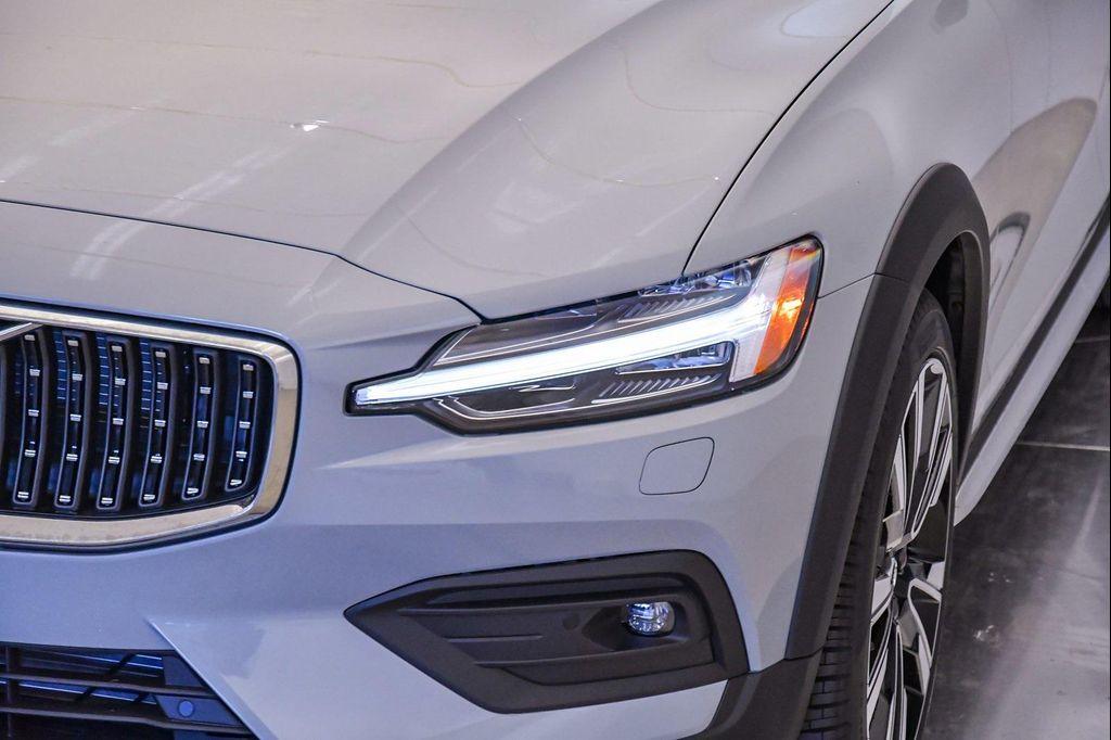 new 2026 Volvo V60 Cross Country car, priced at $61,070