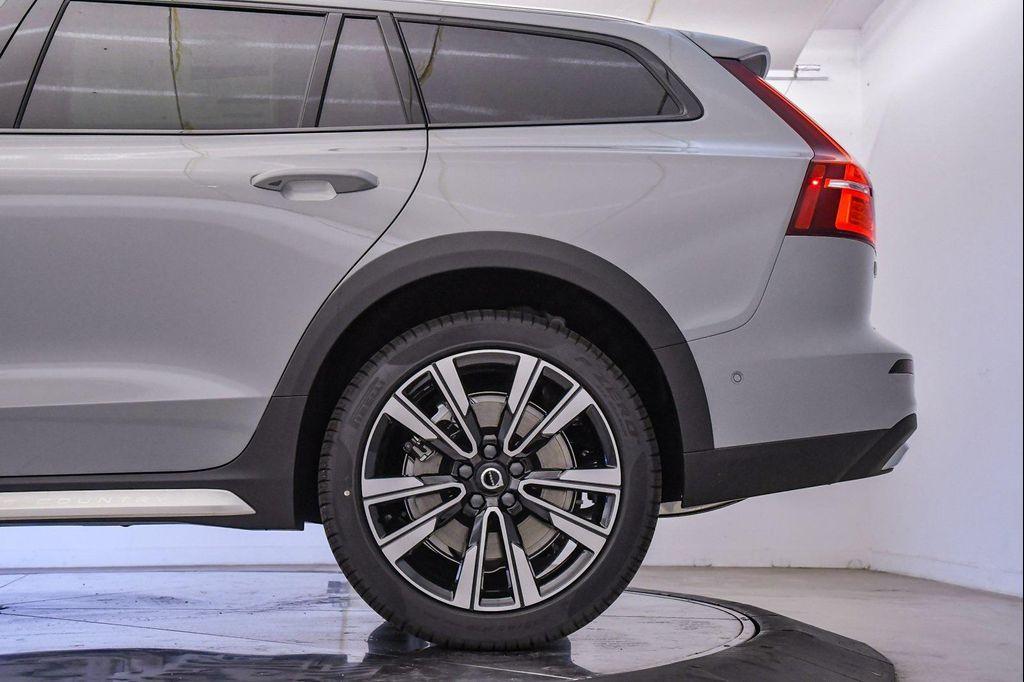 new 2026 Volvo V60 Cross Country car, priced at $61,070