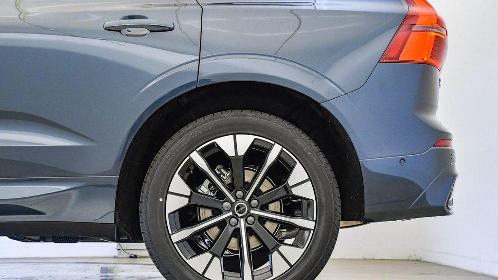new 2026 Volvo XC60 car, priced at $57,985