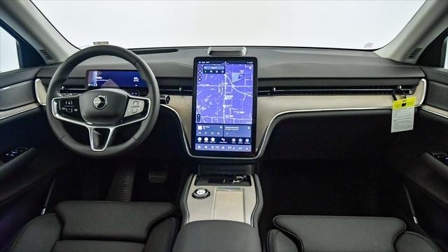 new 2025 Volvo EX90 car, priced at $88,905