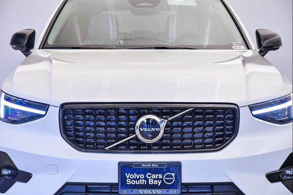 new 2026 Volvo XC40 car, priced at $50,150