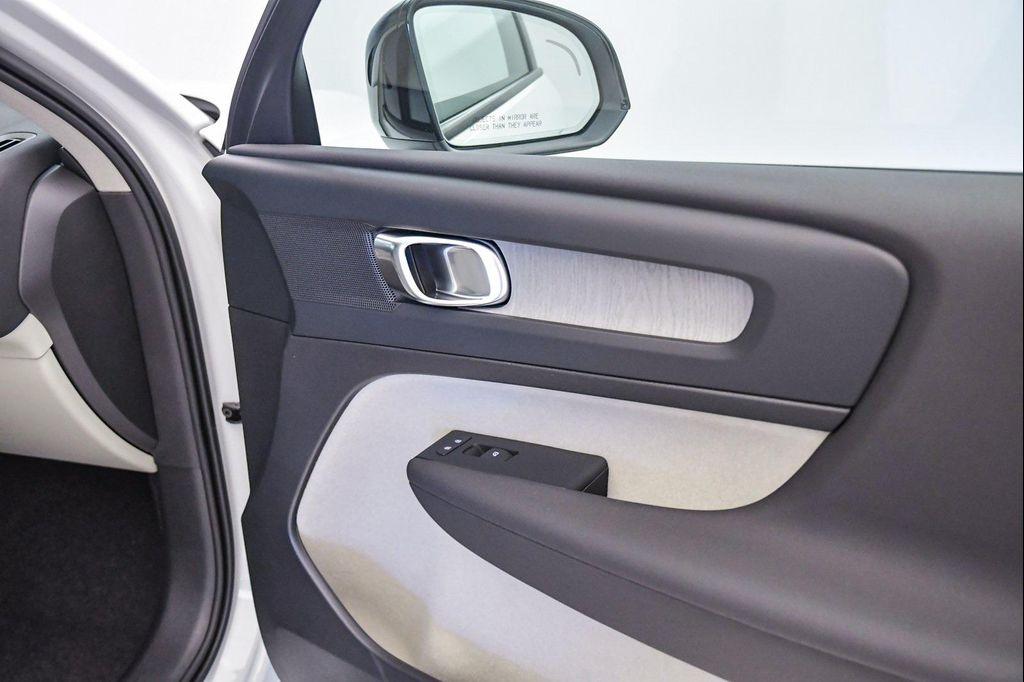 new 2026 Volvo XC40 car, priced at $50,150