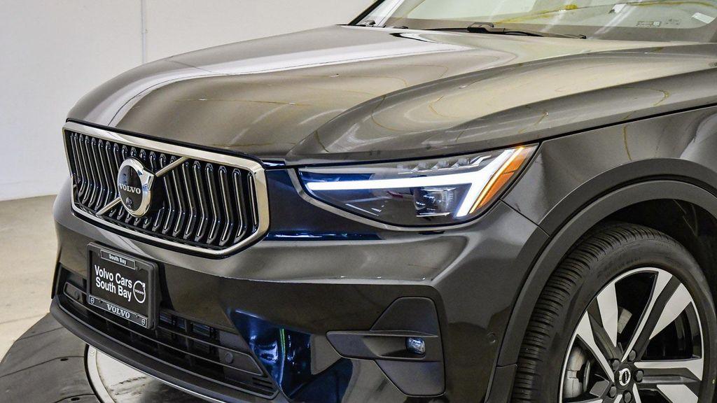 used 2025 Volvo XC40 car, priced at $52,000