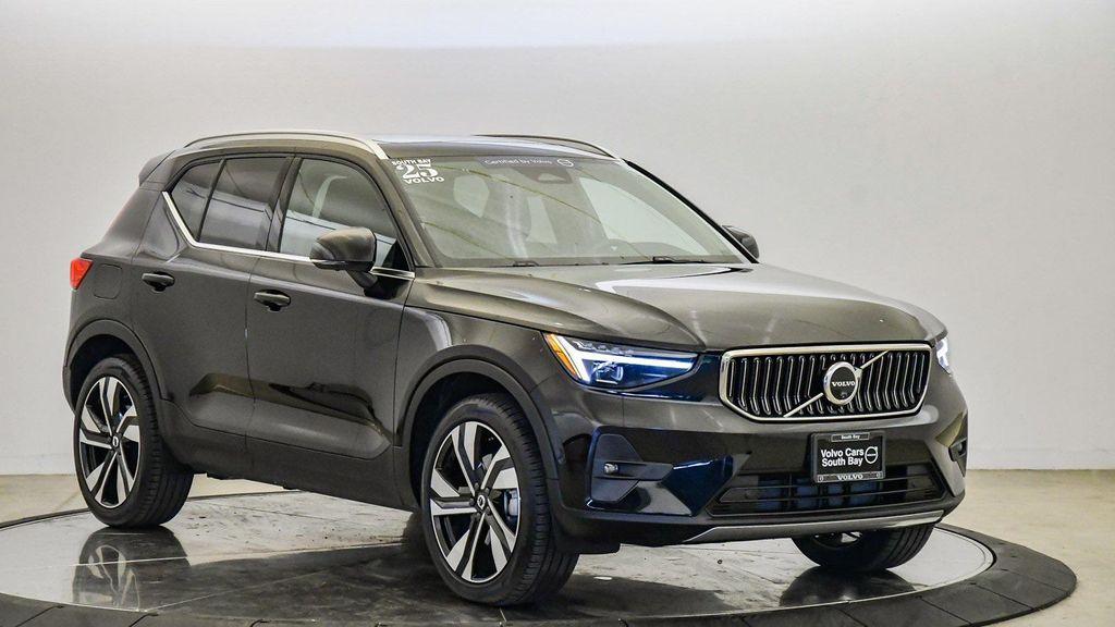 used 2025 Volvo XC40 car, priced at $52,000