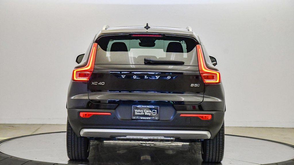 used 2025 Volvo XC40 car, priced at $52,000