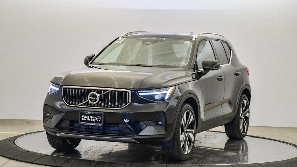 used 2025 Volvo XC40 car, priced at $52,000