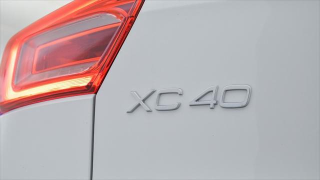 new 2025 Volvo XC40 car, priced at $46,015