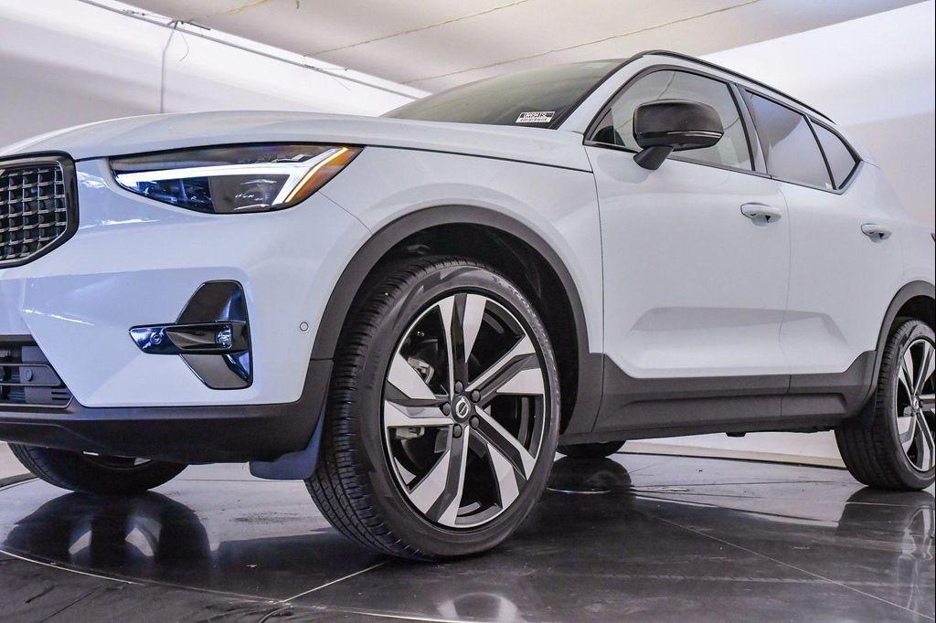 used 2025 Volvo XC40 car, priced at $50,025