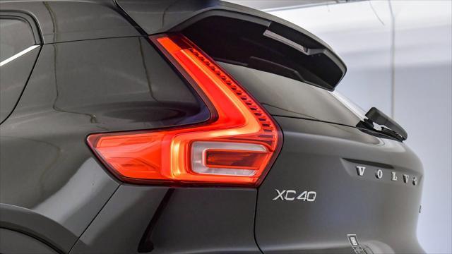 new 2025 Volvo XC40 car, priced at $46,015