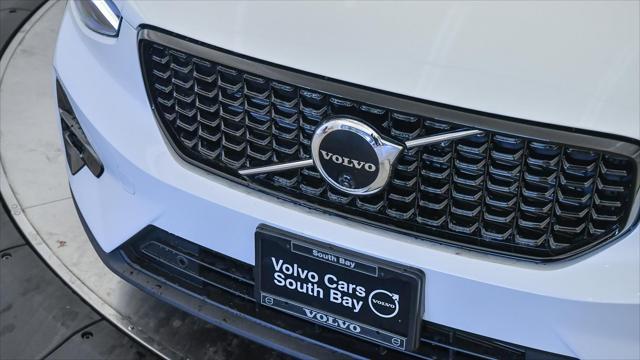 new 2025 Volvo XC40 car, priced at $48,335