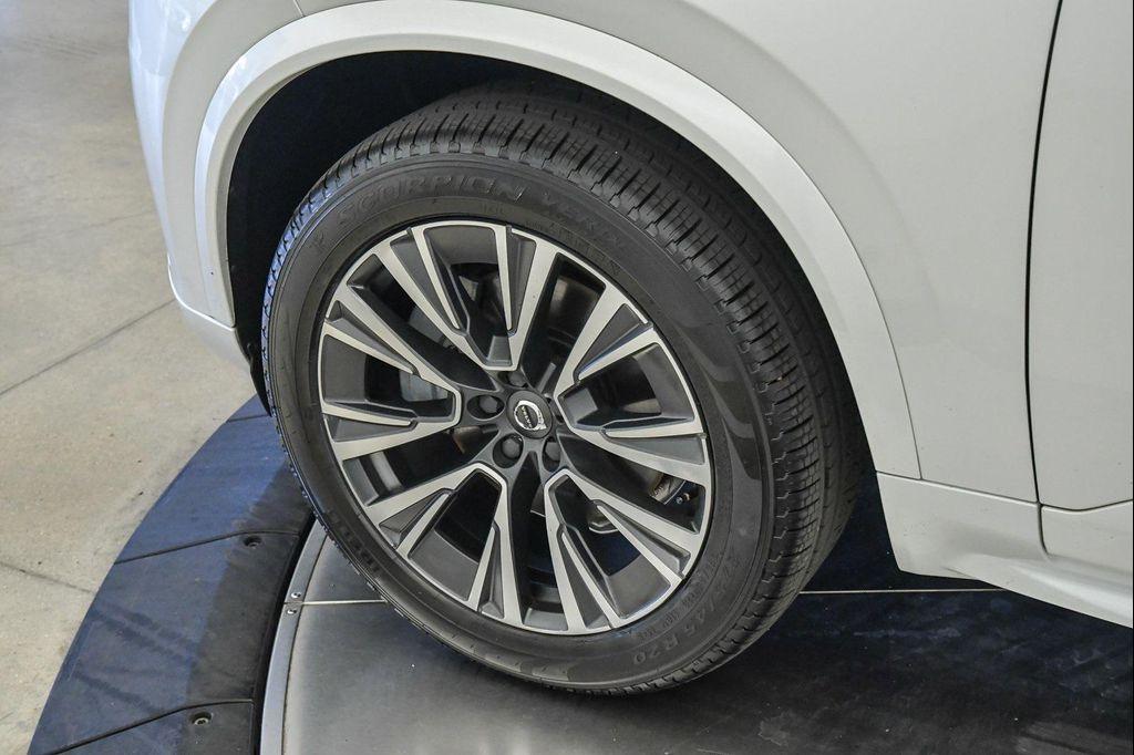 used 2022 Volvo XC90 car, priced at $33,926
