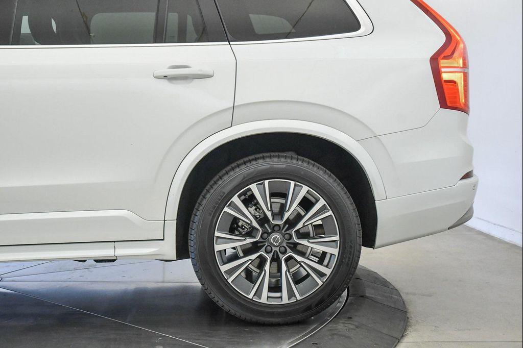 used 2022 Volvo XC90 car, priced at $33,926