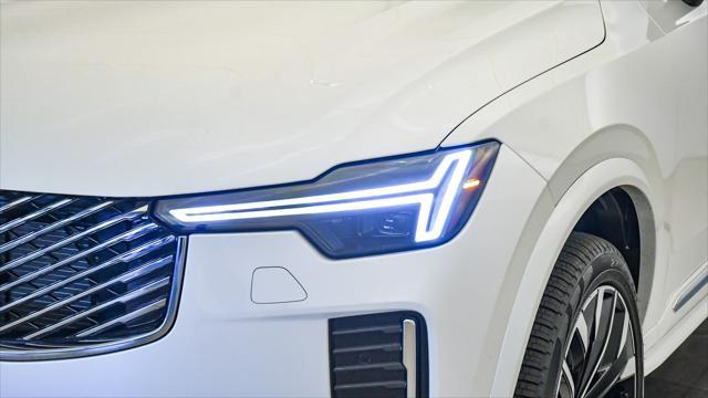 new 2025 Volvo XC90 car, priced at $70,045