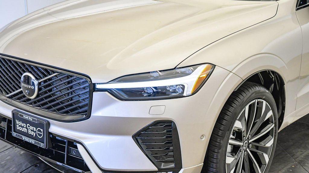 new 2026 Volvo XC60 car, priced at $63,935