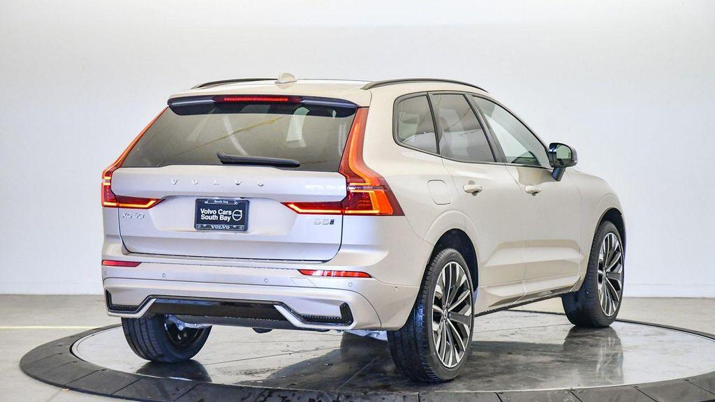 new 2026 Volvo XC60 car, priced at $63,935