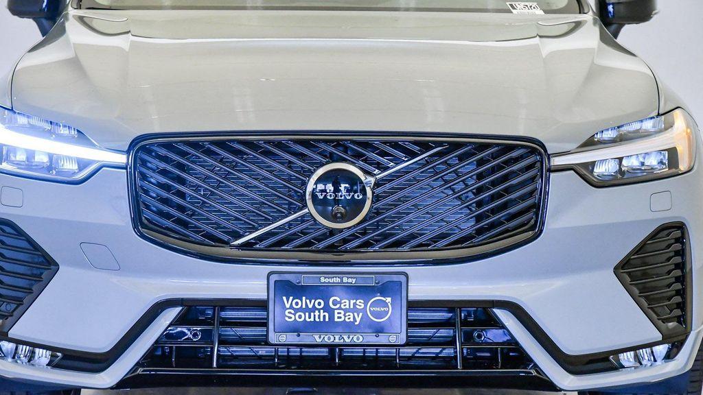 new 2026 Volvo XC60 car, priced at $58,200