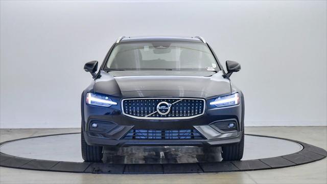 new 2025 Volvo V60 Cross Country car, priced at $58,985