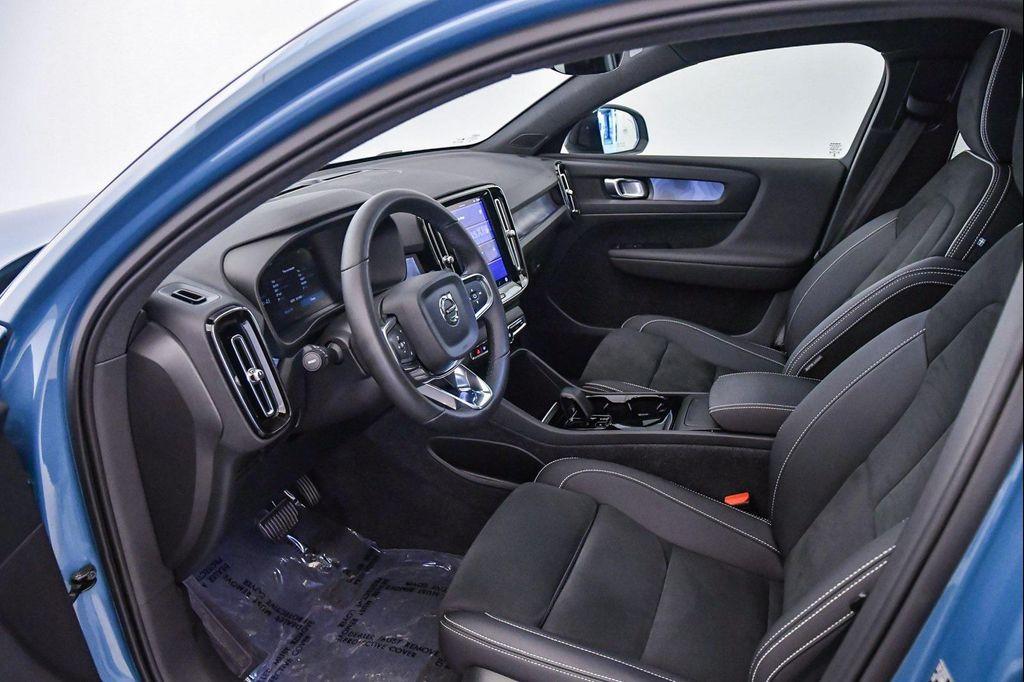 used 2023 Volvo C40 Recharge Pure Electric car, priced at $29,590