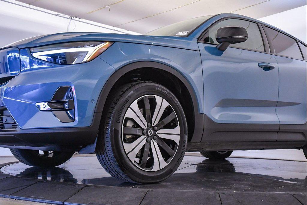 used 2023 Volvo C40 Recharge Pure Electric car, priced at $29,590